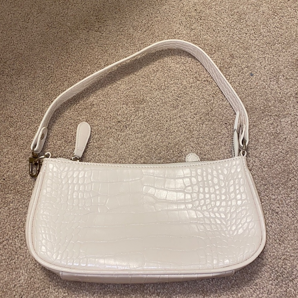 White baguette bag/purse!